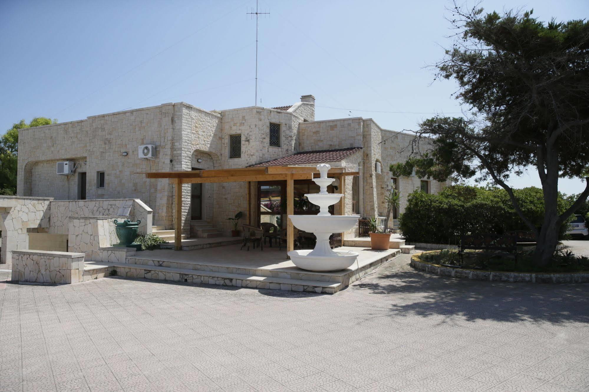 Villaggio San Giovanni Сан-Джорджо-Йонико Экстерьер фото